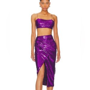 Super down sequin set size medium in both top and skirt brand new with tags